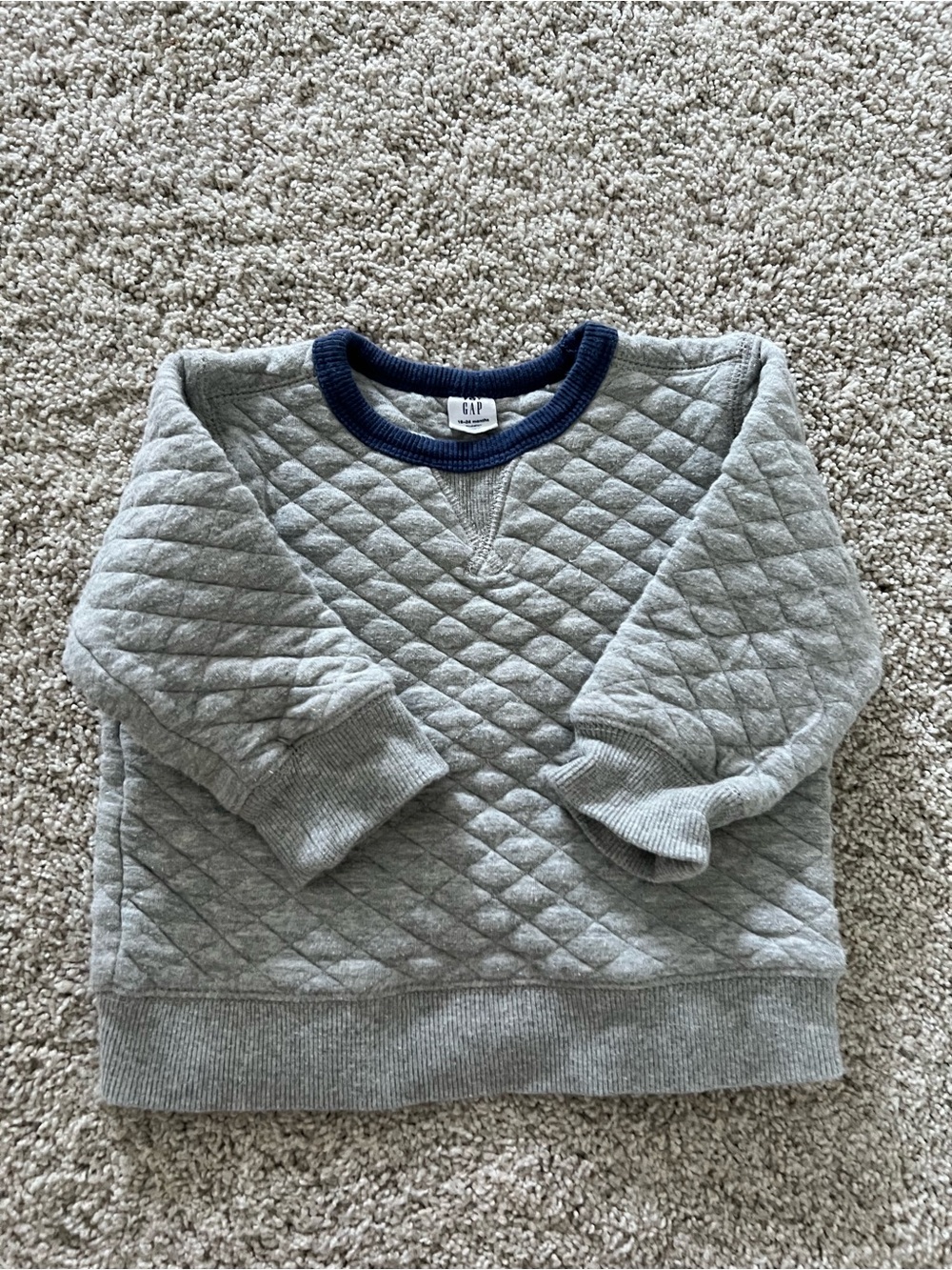 GAP Quilted Light Gray Crewneck Sweatshirt with Navy Trim